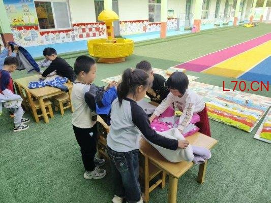 【爱心集市】劳动光荣 快乐成长——济南市莱芜区方下街道方下中心幼儿园开展自理能力大赛